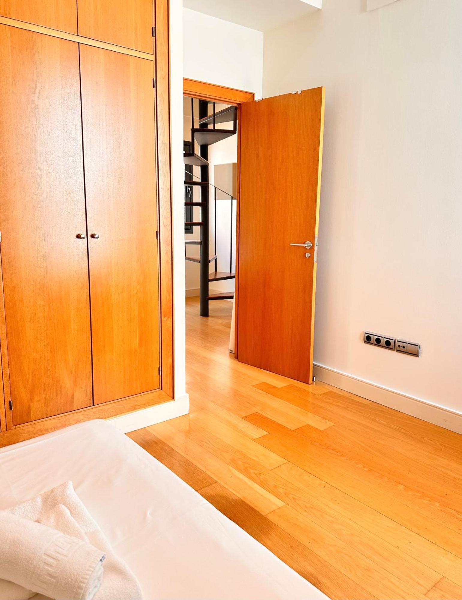 Penthouse Near Cathedral Private Rooftop Private Parking Σεβίλλη Εξωτερικό φωτογραφία