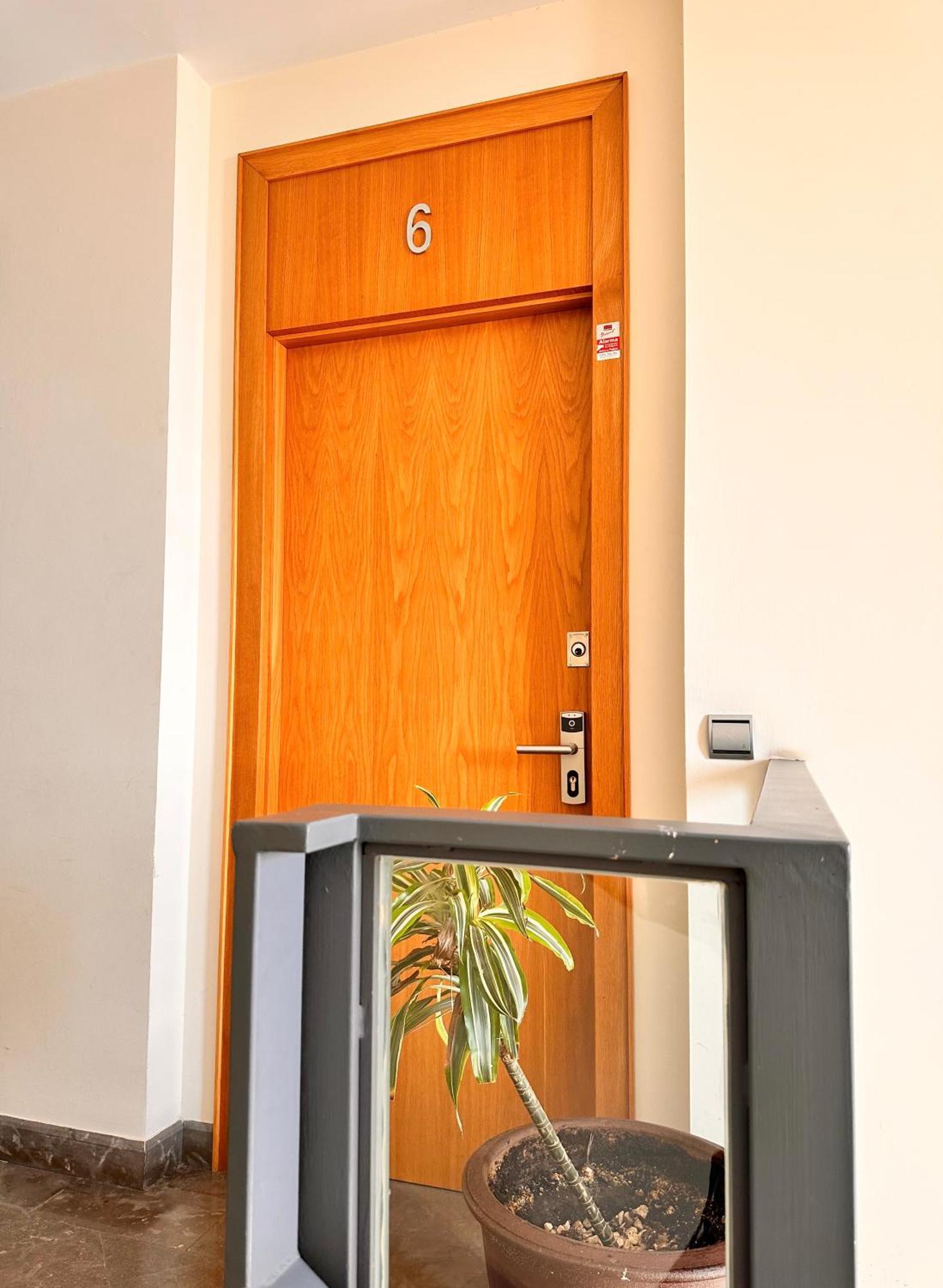 Penthouse Near Cathedral Private Rooftop Private Parking Σεβίλλη Εξωτερικό φωτογραφία