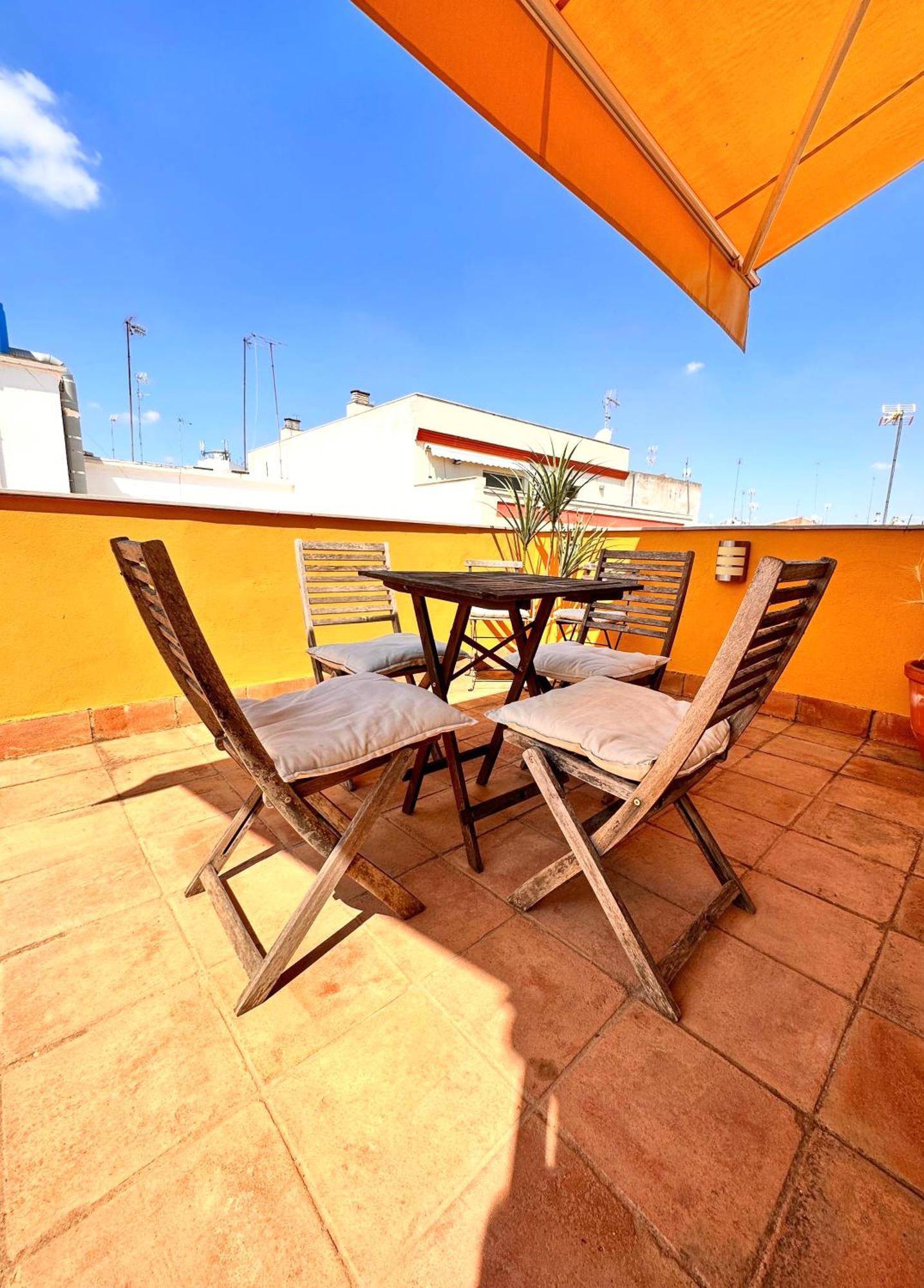 Penthouse Near Cathedral Private Rooftop Private Parking Σεβίλλη Εξωτερικό φωτογραφία